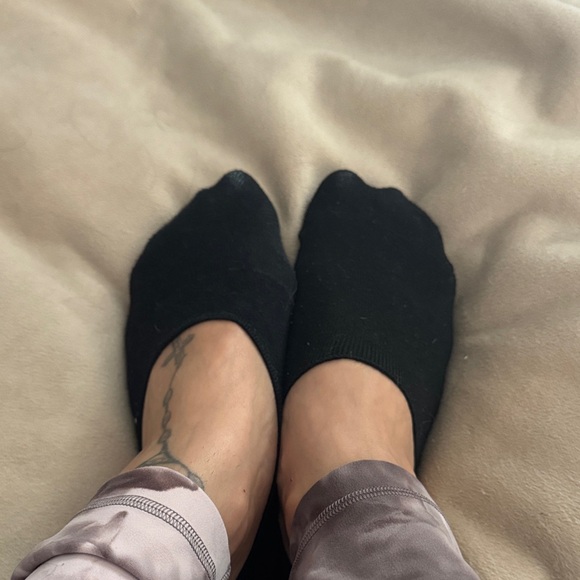 Women's Black No-Show Socks - Picture 1 of 4